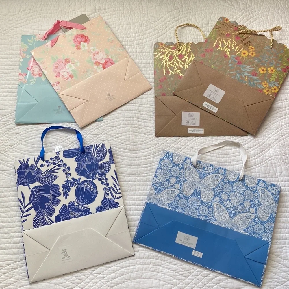 Simply Shabby Chic Set of 6 Gift Bags And Silk Paper Shopping Decor Storage NEW